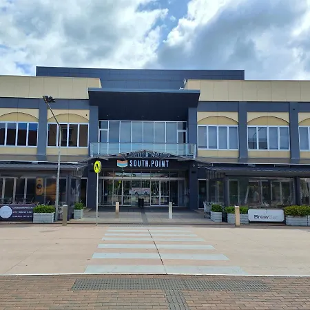 Tuggeranong Short Stay #07 - Sleeps 6 Exterior photo