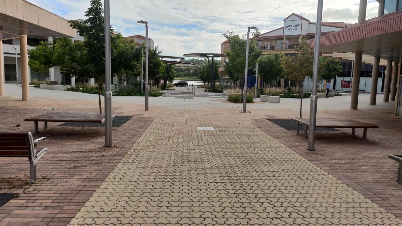 Short #07 - Sleeps 6 Apartment Tuggeranong