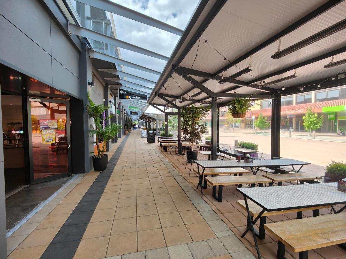 Apartment Short #07 - Sleeps 6 Tuggeranong