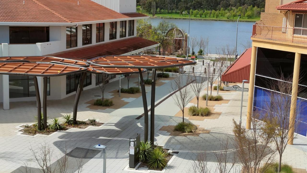 Short #07 - Sleeps 6 Tuggeranong