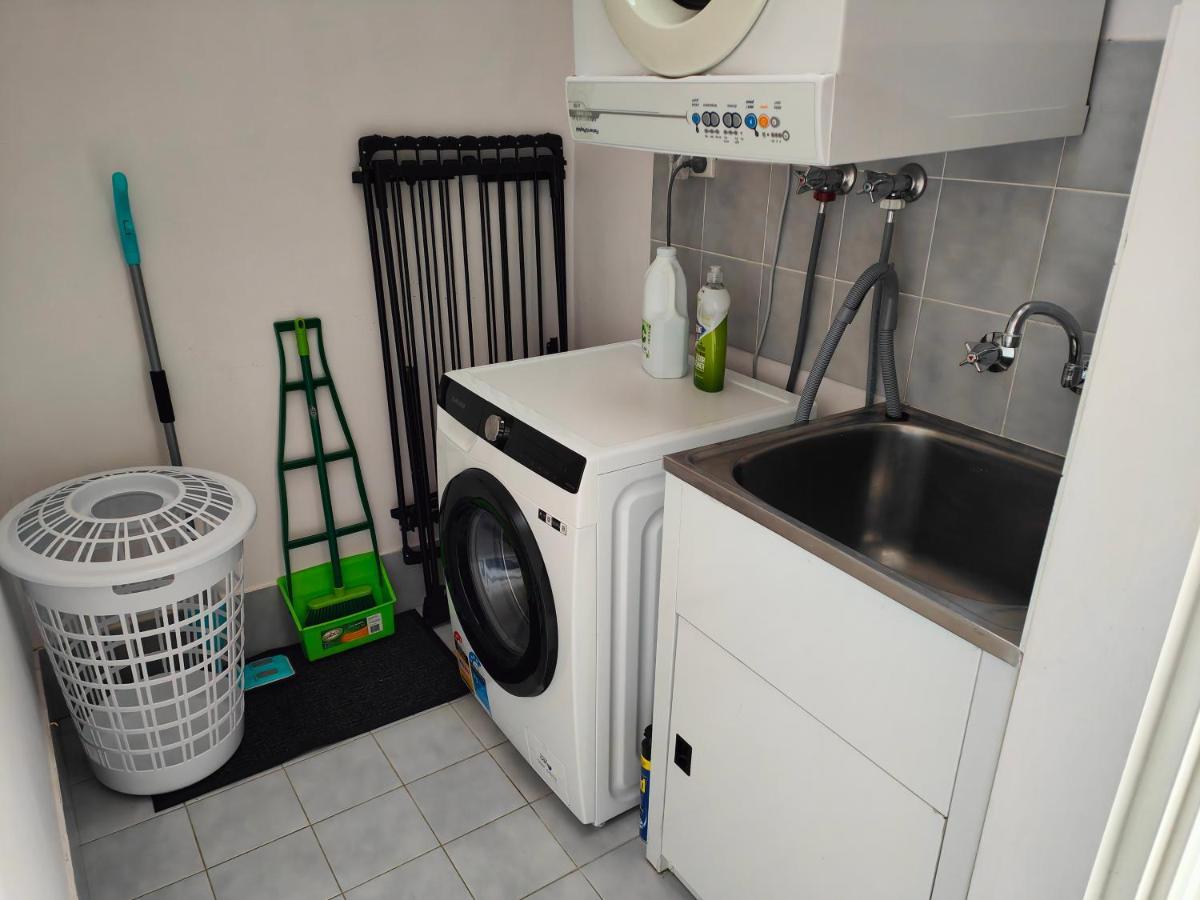 Apartment Short #07 - Sleeps 6